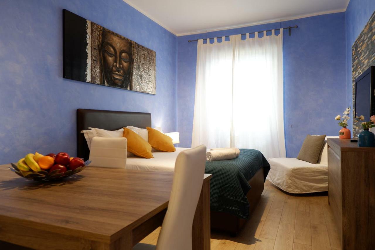 The Blue Strawberry House In San Giovanni Roma Exterior photo