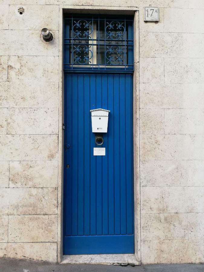 The Blue Strawberry House In San Giovanni Roma Exterior photo